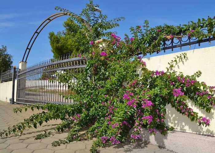 Sea La Vie Holiday Home With Pool Vodice