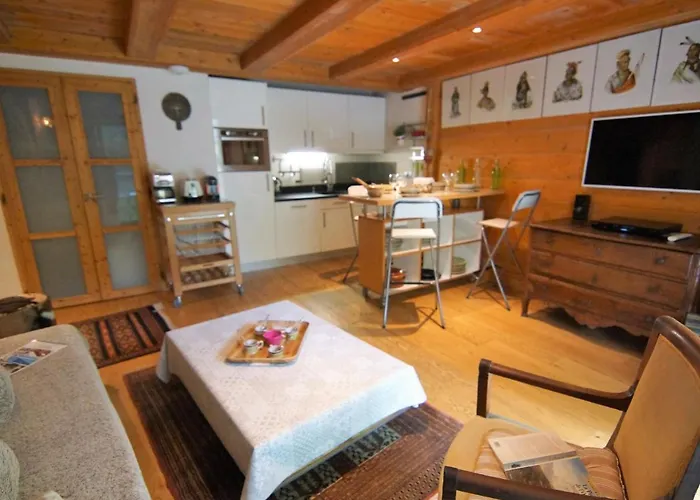 Apartment Les Jardins De L'Astoria By Interhome Chamonix