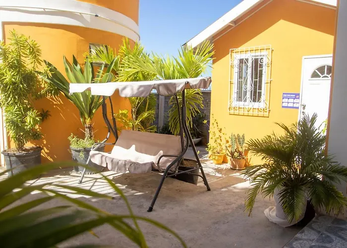 St. James Guesthouse Roseau