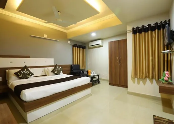 Hotel Loyal Residency Jamnagar