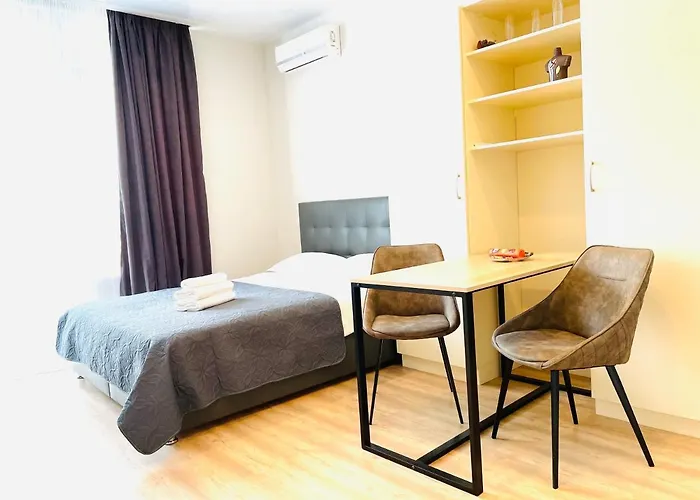 Mira Apart-Hotel Kyiv