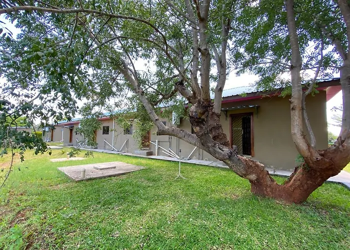 Elephant View Lodge & Apartments Livingstone
