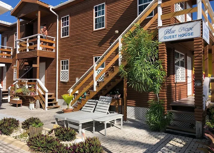 Blue Wave Guest House Caye Caulker