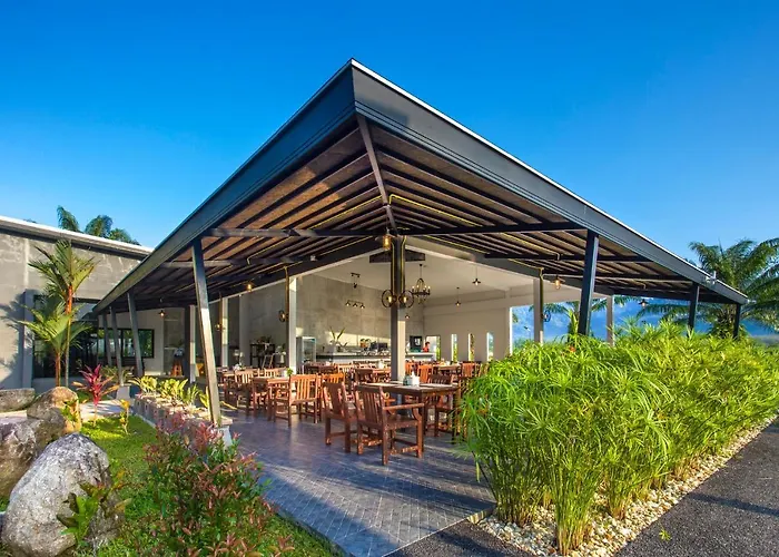Khaolak Mountain View Hotel Khao Lak