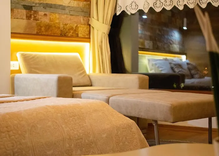 Te Kalaja Rooms Gjirokaster