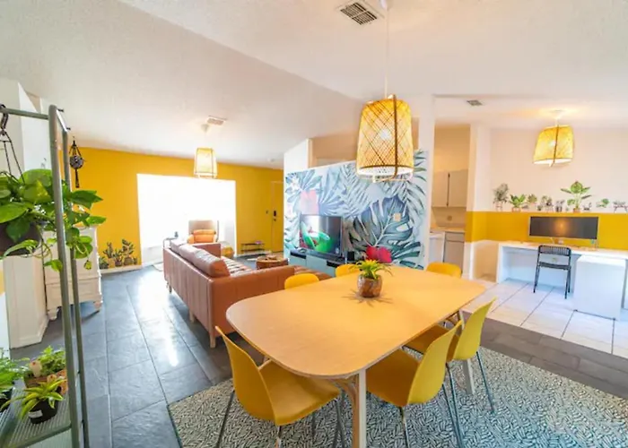 Newly Updated 3 Bedroom Home Kissimmee