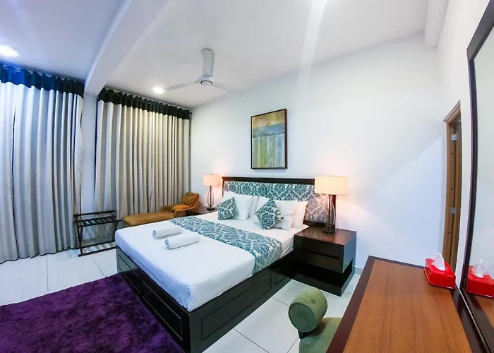 Romance Hills Hotel Kandy