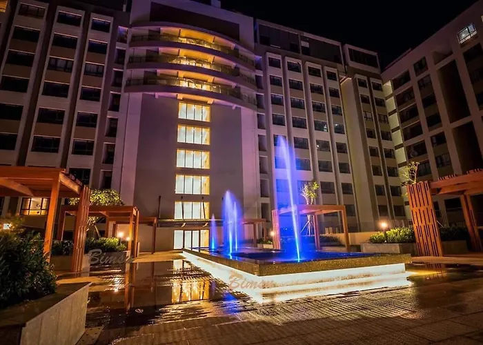 Luxury Gold Apartment 86 -Rooftop Pool Central City Ho Chi Minh City