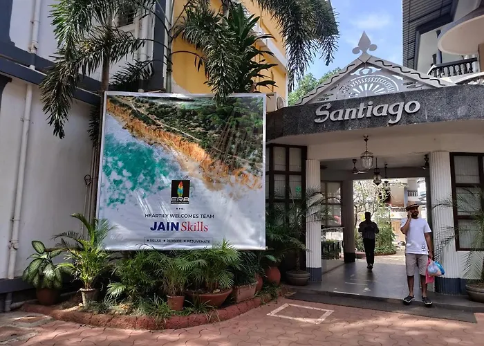 Santiago Beach Resort Baga