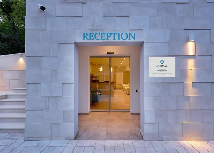 Apart Garni Hotel Larimar Budva