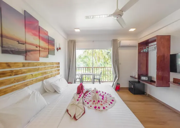 Summer Inn Thoddoo