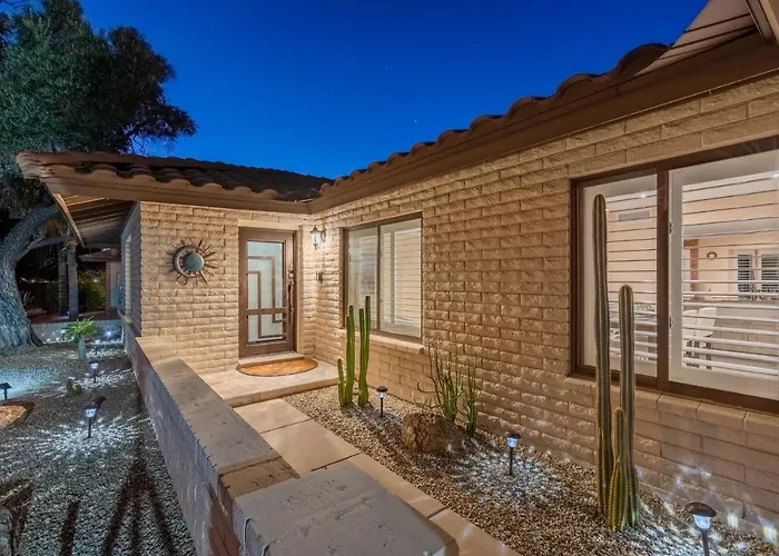 Cozy Phoenix Home Heated Pool & Spa With King Beds