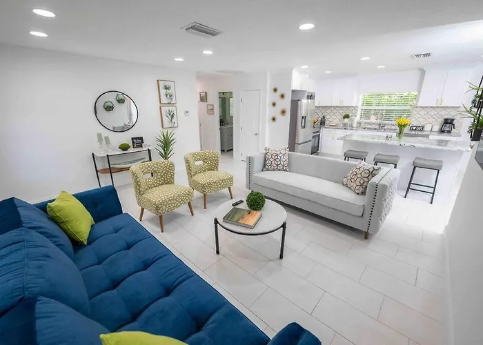 Beautiful House, Walking Distance To Stadium Tampa