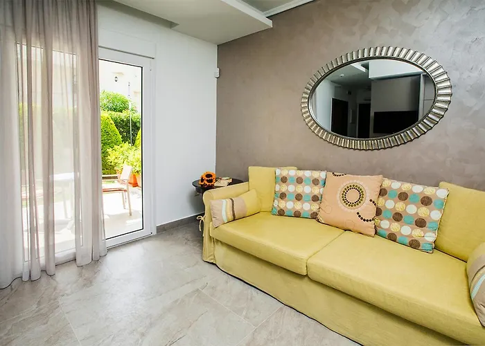 Sun Residence Exclusive Seaside Suites Polychrono