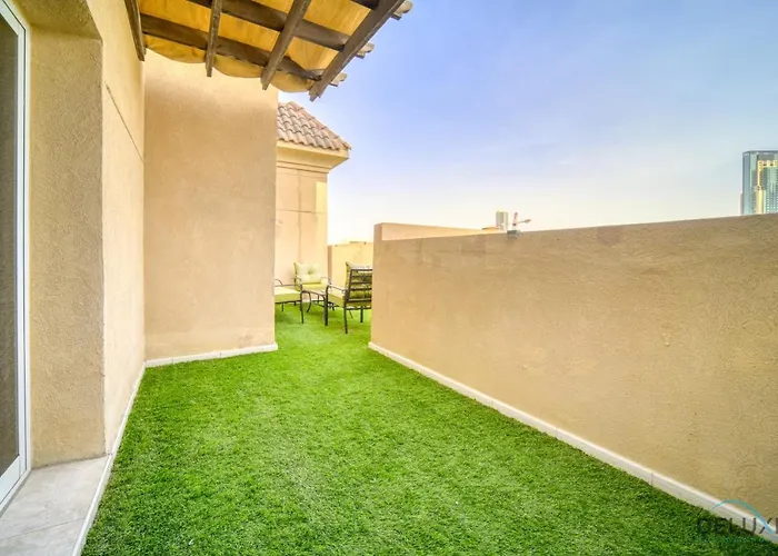 Ornate 2Br At Diamond Views 1, Jumeirah Village Circle By Deluxe Holiday Homes Dubai