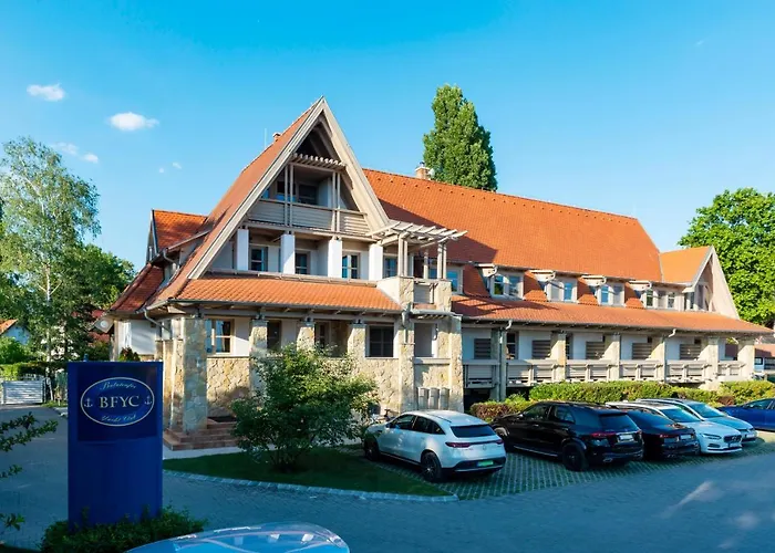 Balatonfoi Yacht Club Hotel Balatonkenese