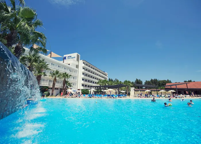 Azuline Hotel Bergantin San Antonio 