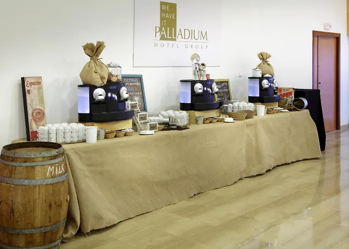 Grand Palladium White Island Resort & Spa Playa d'en Bossa