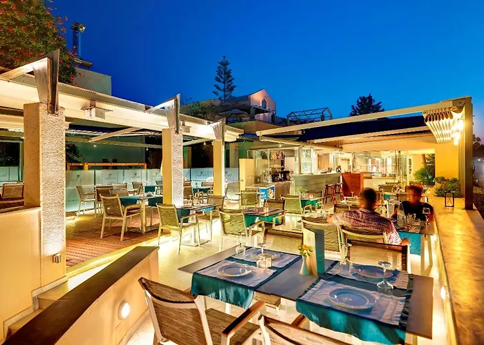 Forum Suites Kato Daratso