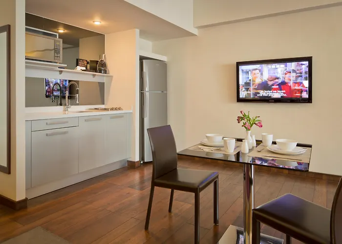 Las Suites Campos Eliseos Mexico City