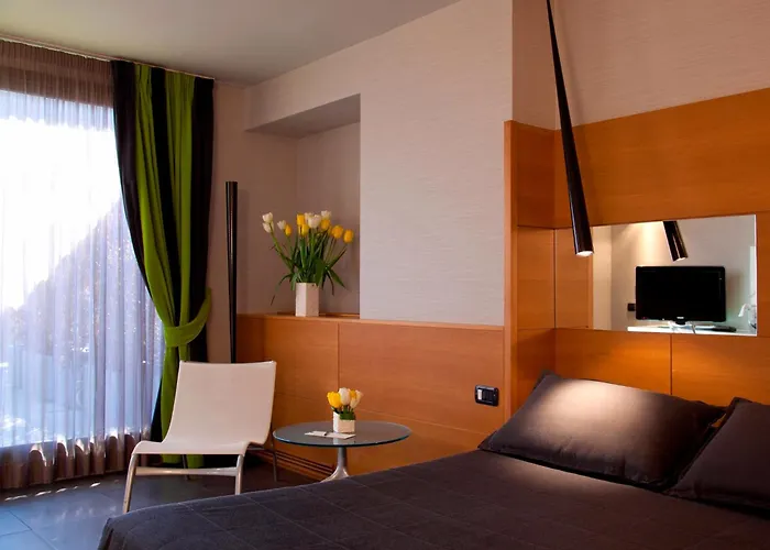 Hotel Zone Rome
