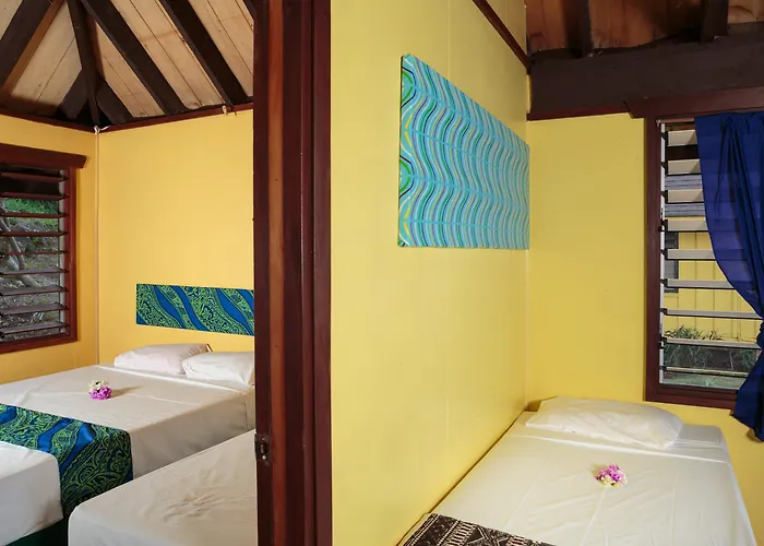 Funky Fish Beach & Surf Resort Solevu