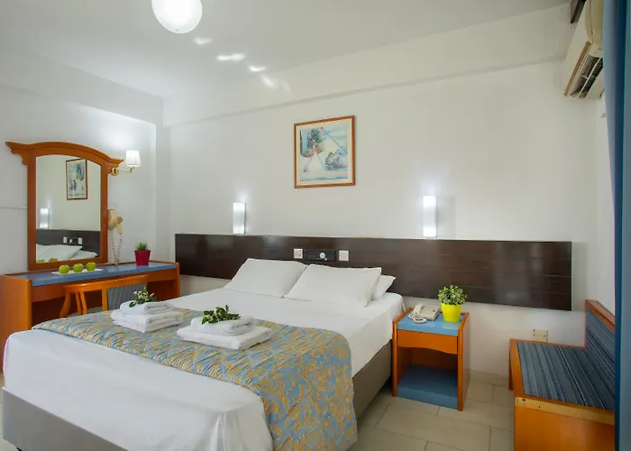 Cactus Hotel Larnaca