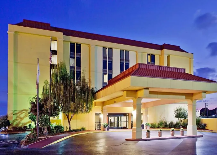 La Quinta By Wyndham Memphis Airport Graceland