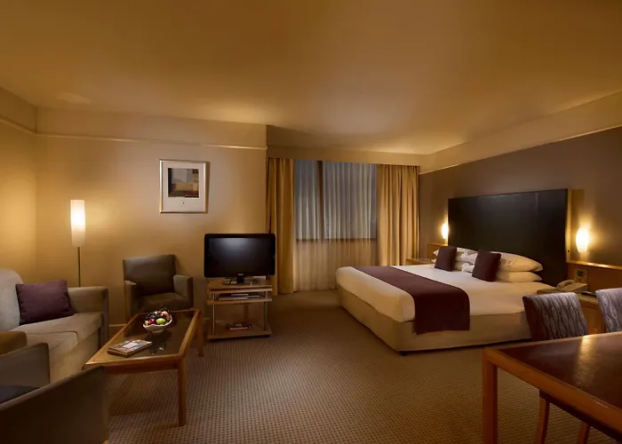Stamford Plaza Adelaide Hotel