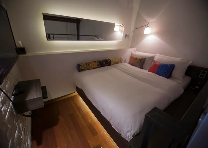 The Daulat By Hotel Calmo Singapore