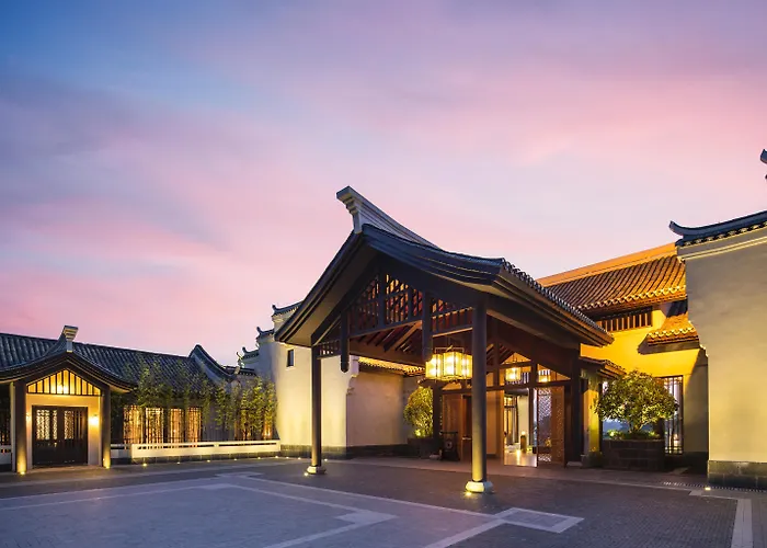Banyan Tree Yangshuo Hotel