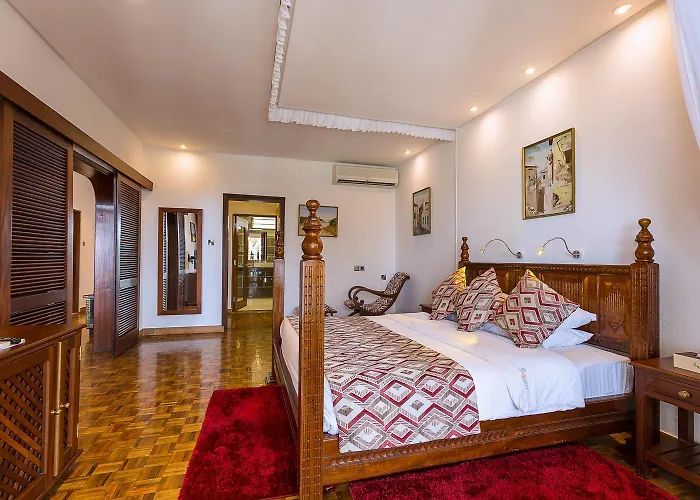 Travellers Beach Hotel & Spa Mombasa
