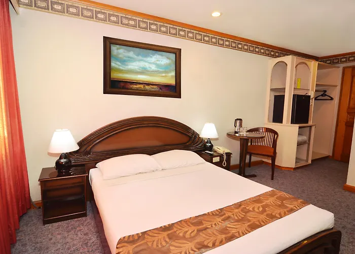 Holiday Plaza Hotel Cebu