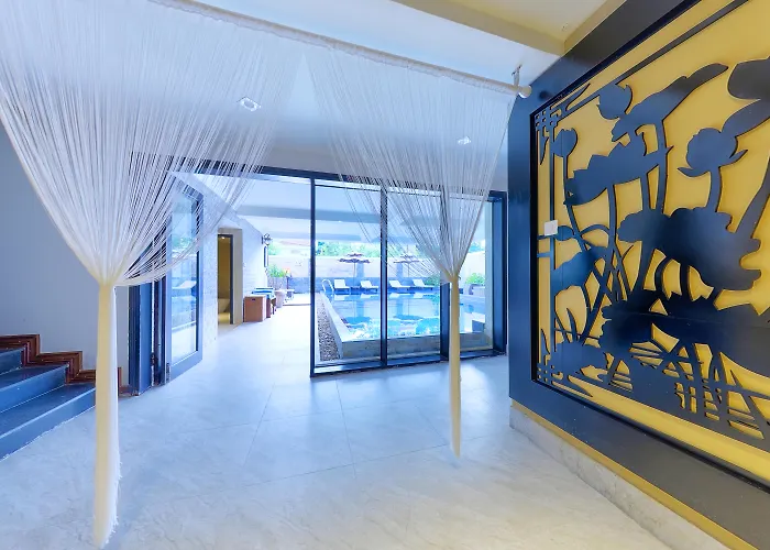 Royal Riverside Hoi An Hotel-Newly Renovated & Reopened