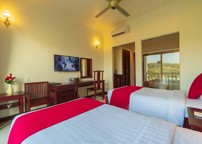 Praha Hotel Phú Quốc