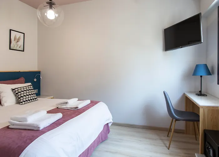 Be My Guest Athens Hotel