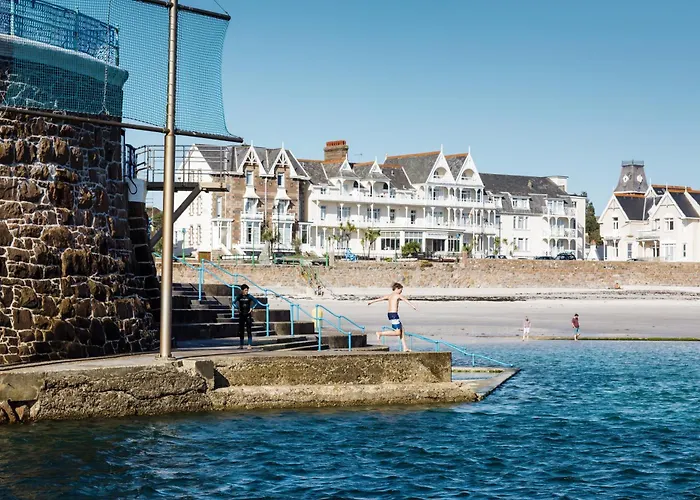Ommaroo Hotel Saint Helier