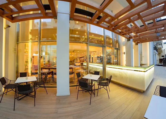 Hotel Valentina Saint Julian's