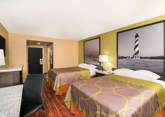 Super 8 By Wyndham Raleigh North East Hotel