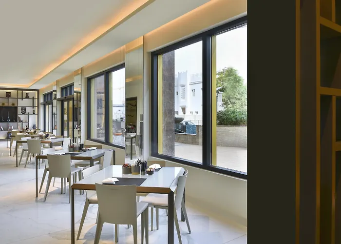 Voco Doha West Bay Suites By Ihg