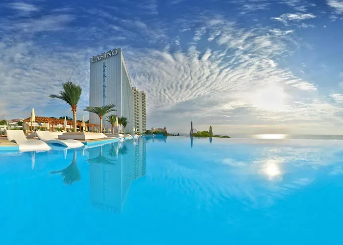 International Hotel Casino & Tower Suites Golden Sands