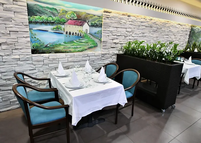 Hotel Alkar - Family Friendly Hotel With Pool In Sinj, Dalmatia