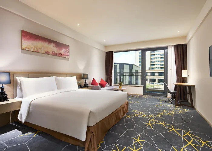 Q-Box Hotel Shanghai Sanjiagang