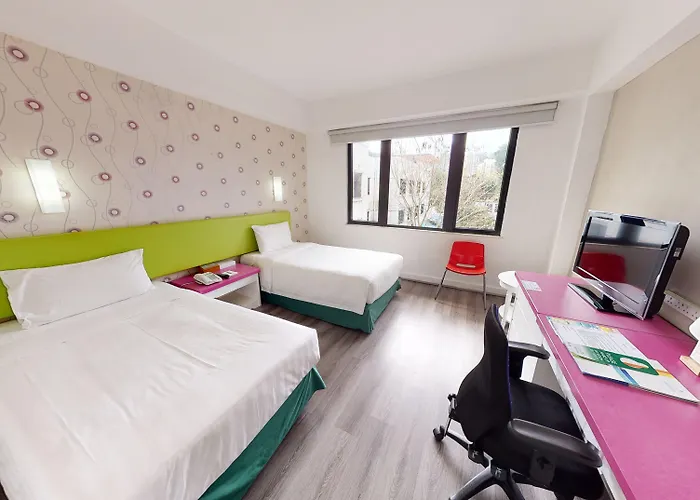 Silvermine Beach Resort Hong Kong