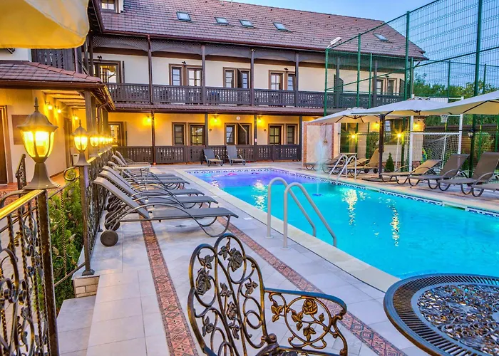 Conacul Ambient Hotel Cristian 