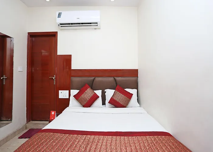 Oyo 6169 Hotel Prem Deluxe New Delhi