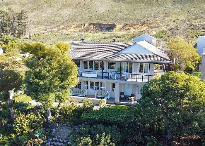 Hermanus Lodge On The Green - Solar Power