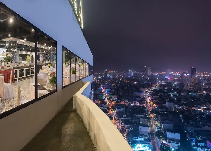 Muong Thanh Luxury Song Han Hotel - 10 Minutes To Da Nang Airport & 800M To Dragon Bridge