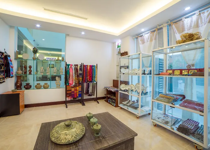 Phnom Penh Katari Hotel