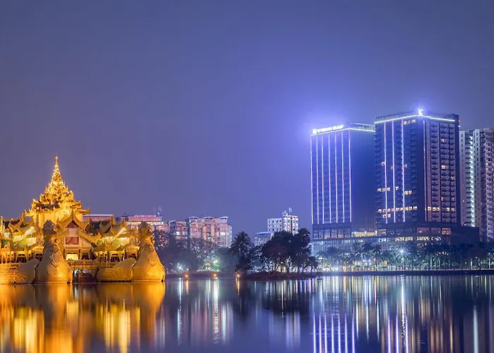 Wyndham Grand Yangon Hotel